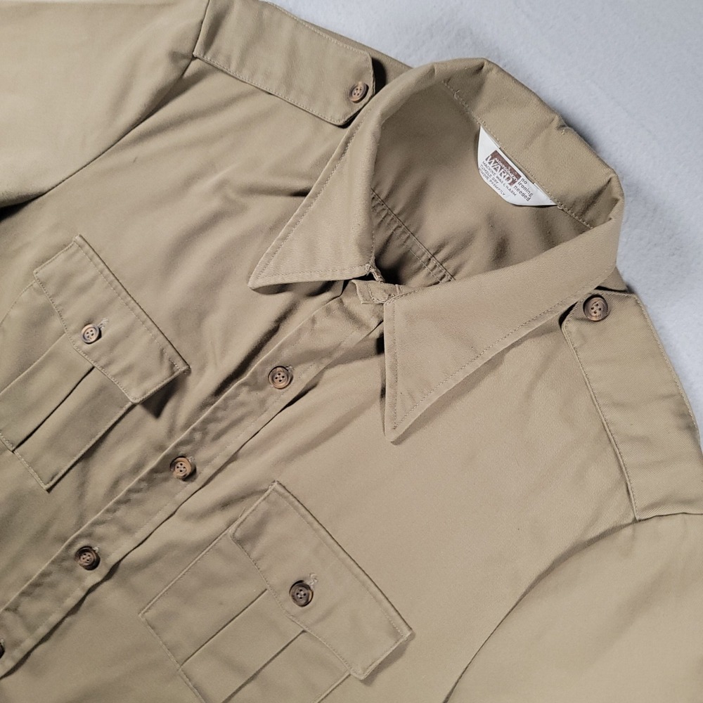 Montgomery Ward Vintage Safari Shirt Mens XL Tan Solid Regular Fit Short Sleeve